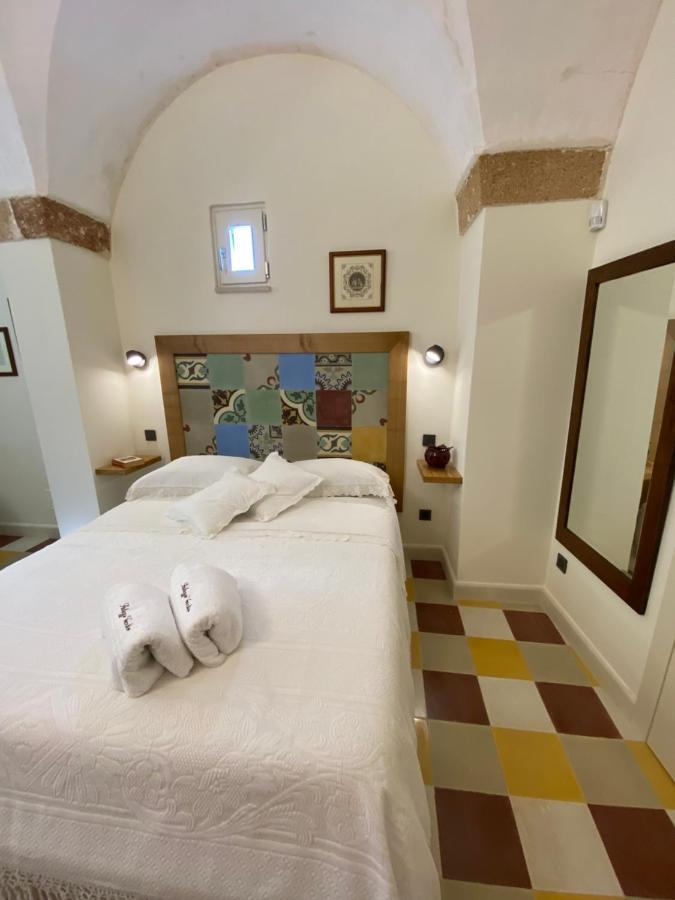 Palazzo Vecchio Cocumola Bed & Breakfast Ngoại thất bức ảnh